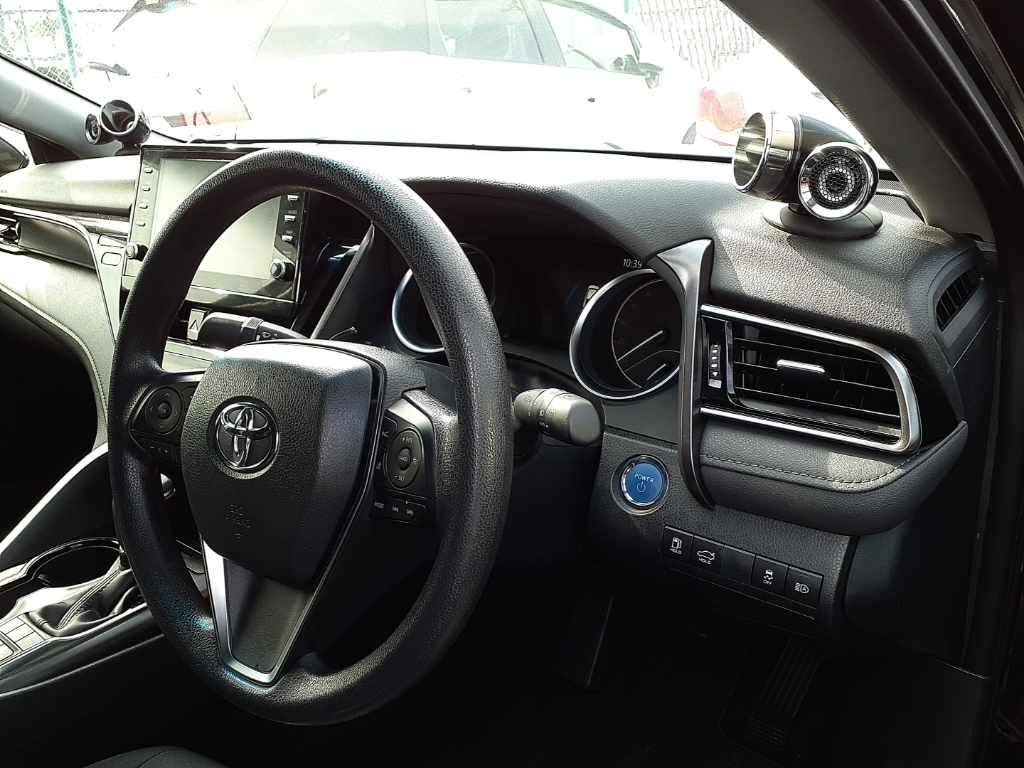 TOYOTA CAMRY