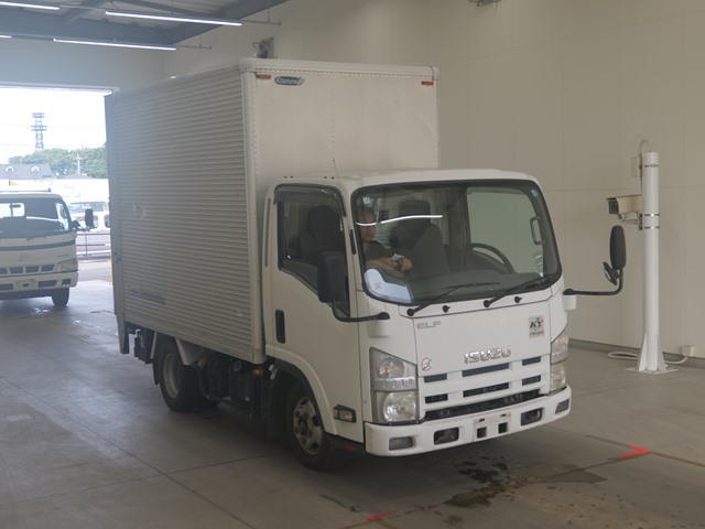 ISUZU