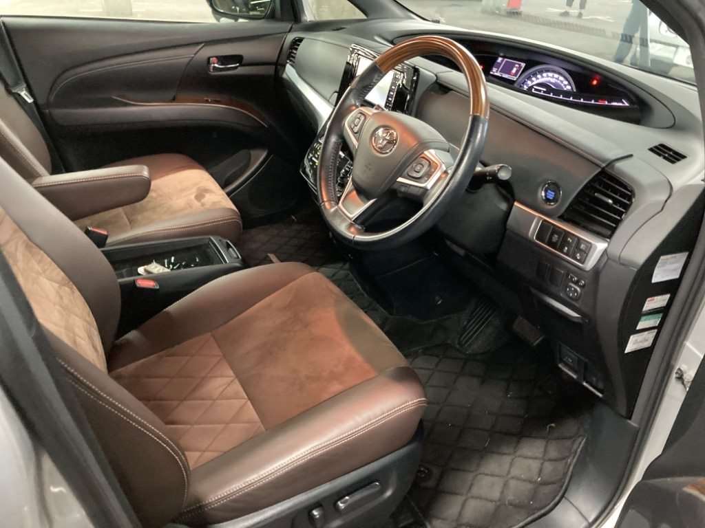 TOYOTA ESTIMA