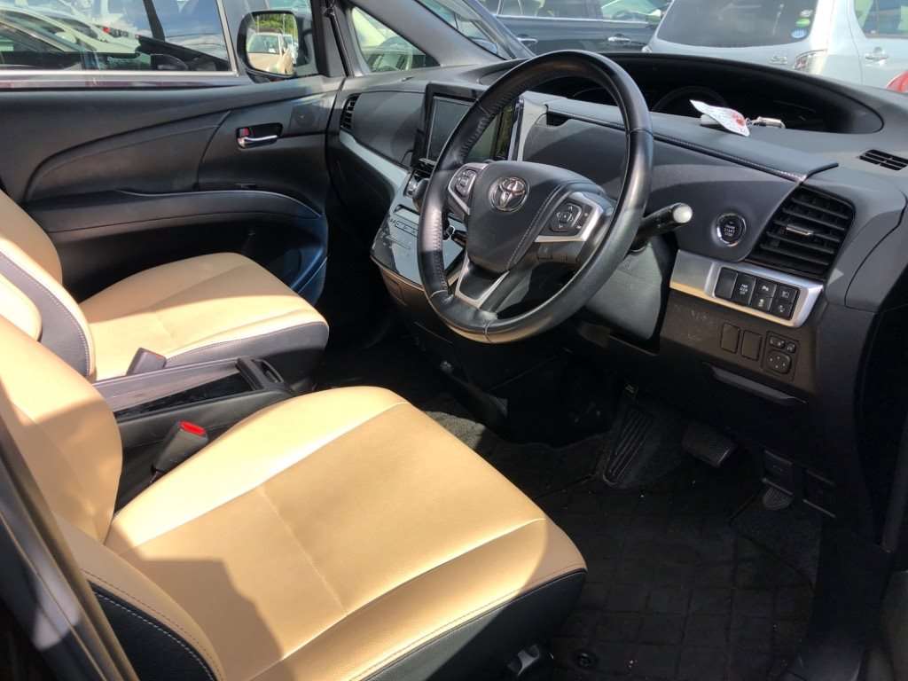 TOYOTA ESTIMA