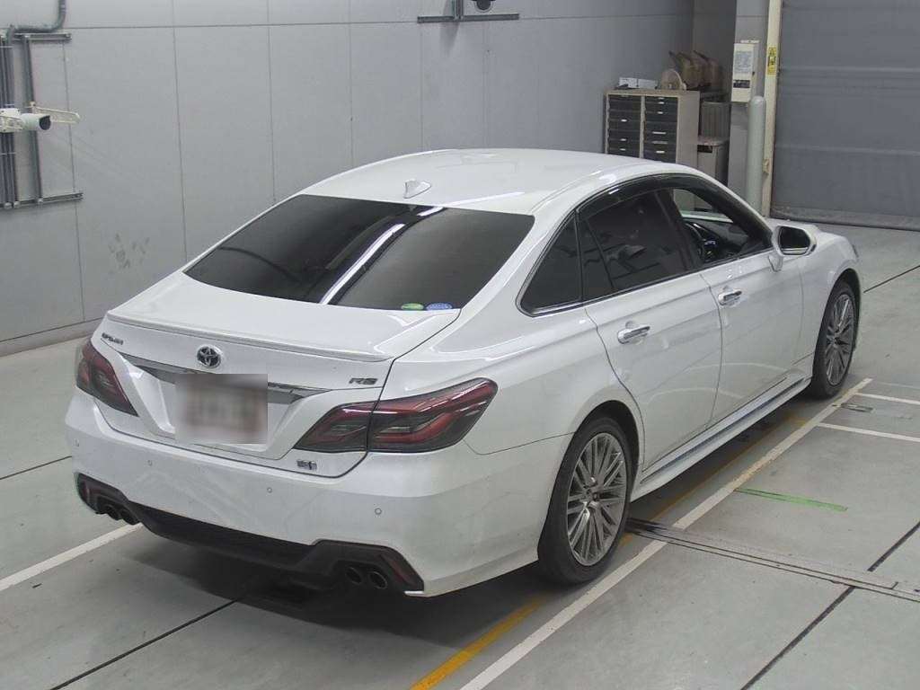 TOYOTA CROWN HYBRID