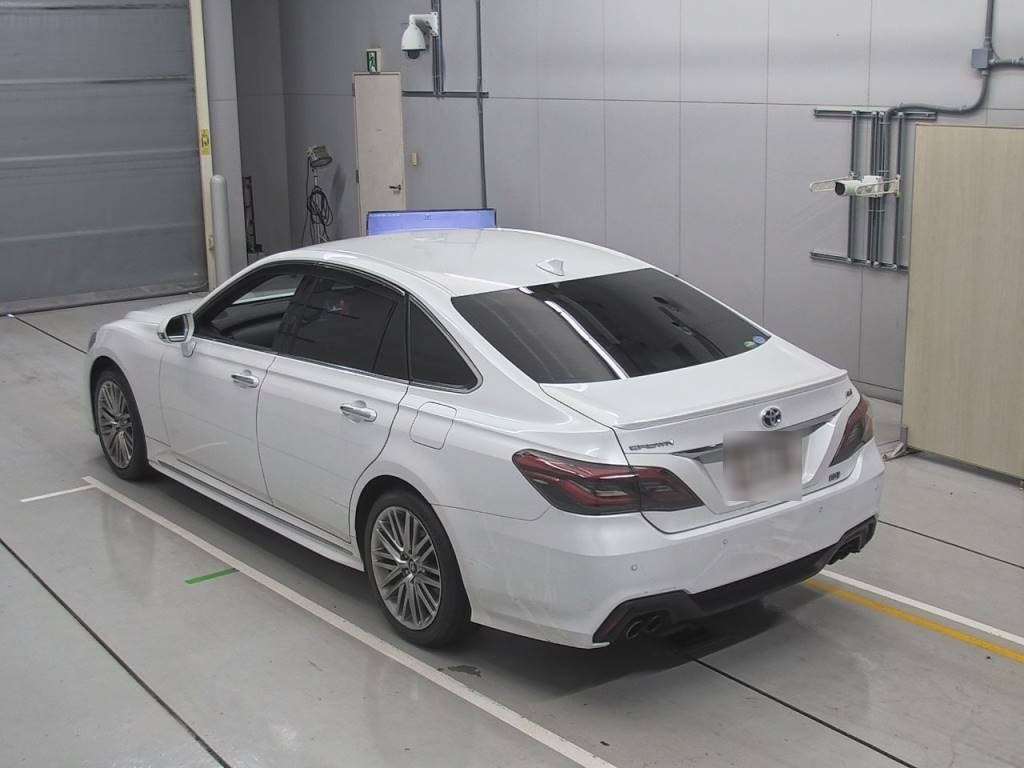 TOYOTA CROWN HYBRID