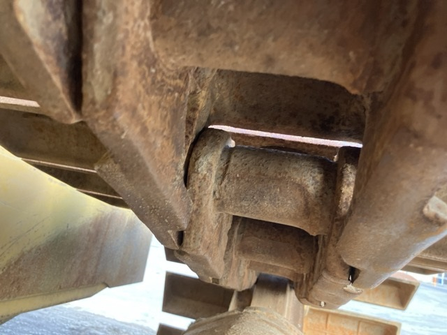 KOMATSU BULLDOZER