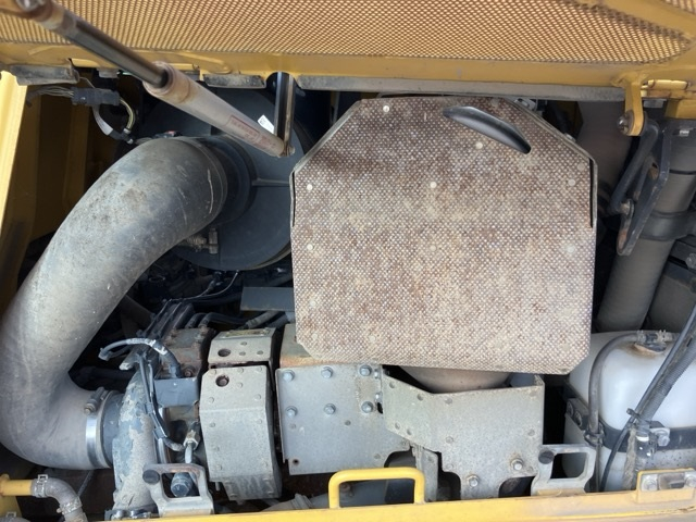 KOMATSU BULLDOZER