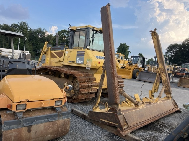 KOMATSU BULLDOZER