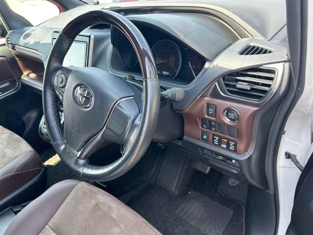 TOYOTA ESQUIRE