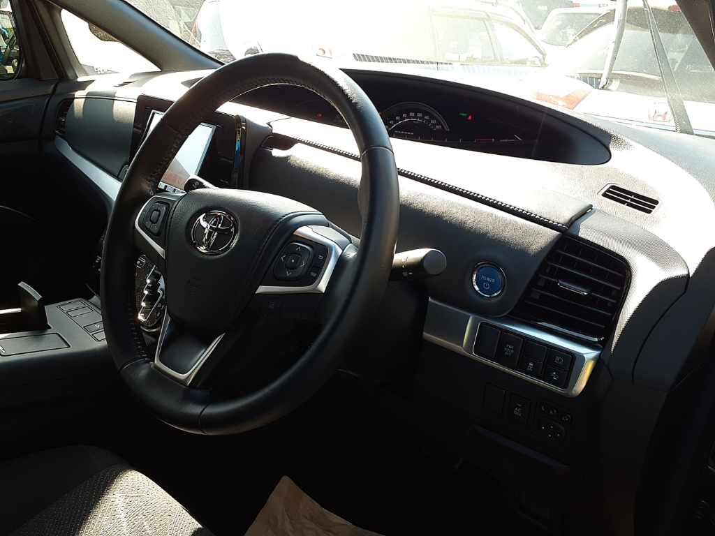 ESTIMA HYBRID