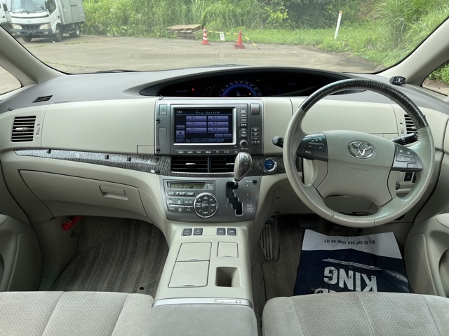 TOYOTA ESTIMA HYBRID