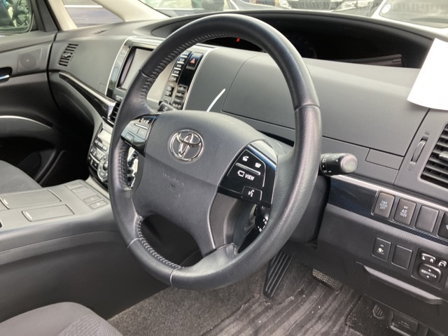 TOYOTA ESTIMA HYBRID