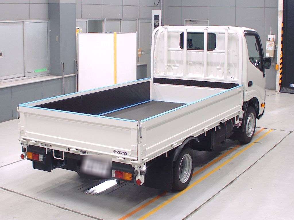 TOYOTA DYNA