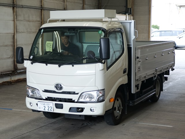 TOYOTA DYNA