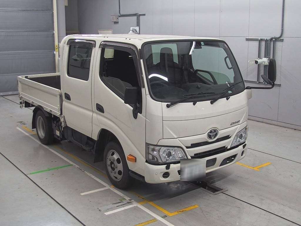 TOYOTA DYNA