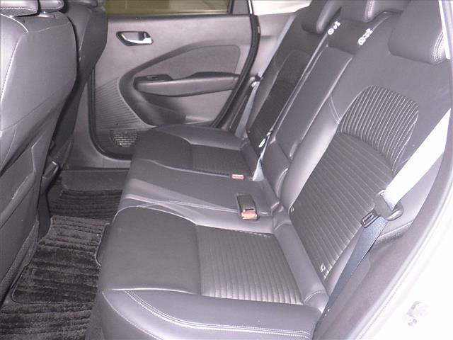NISSAN AURA