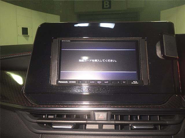 NISSAN AURA