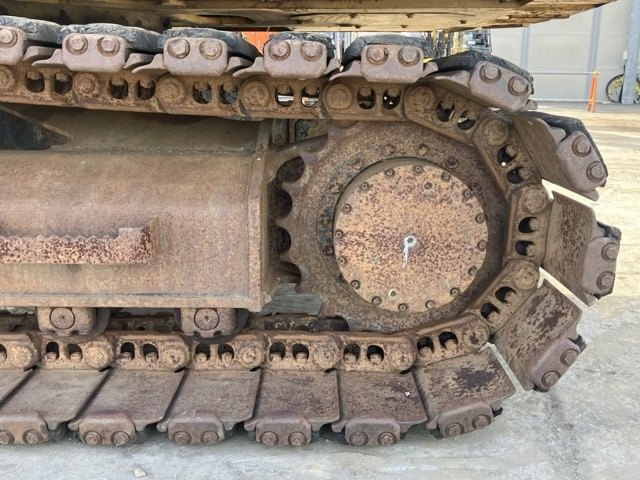 CAT EXCAVATOR