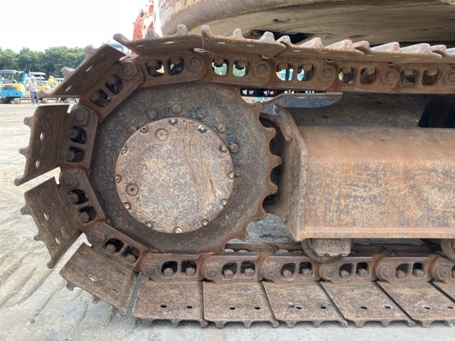 CAT EXCAVATOR