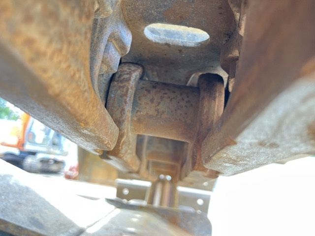 CAT EXCAVATOR