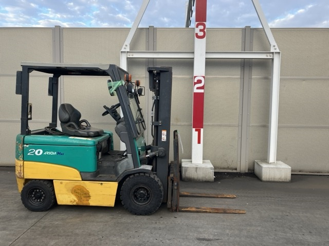 KOMATSU ELECTRIC FORKLIFT