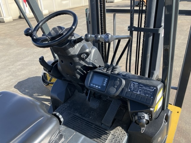 KOMATSU ELECTRIC FORKLIFT