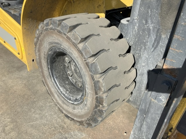 KOMATSU ELECTRIC FORKLIFT
