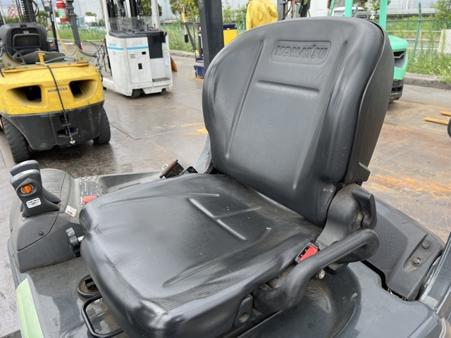 KOMATSU ELECTRIC FORKLIFT