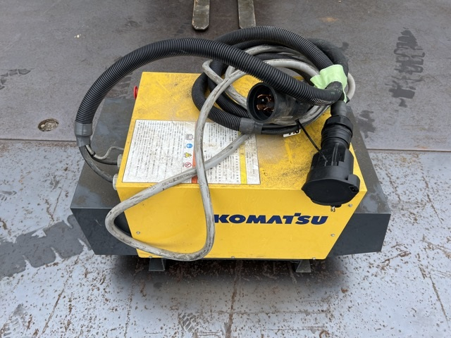 KOMATSU ELECTRIC FORKLIFT