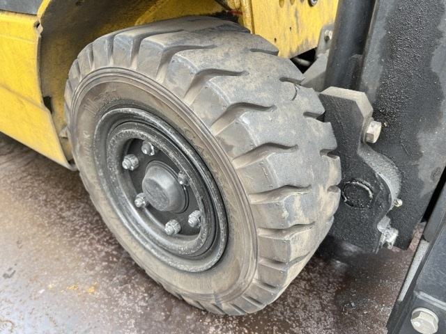 KOMATSU ELECTRIC FORKLIFT