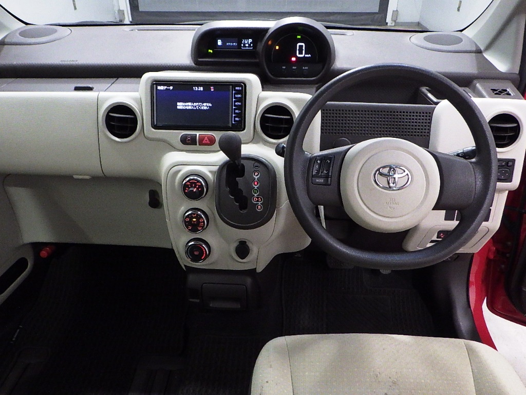 TOYOTA SPADE