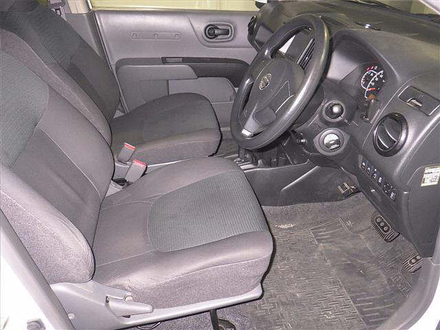 NISSAN AD WAGEN