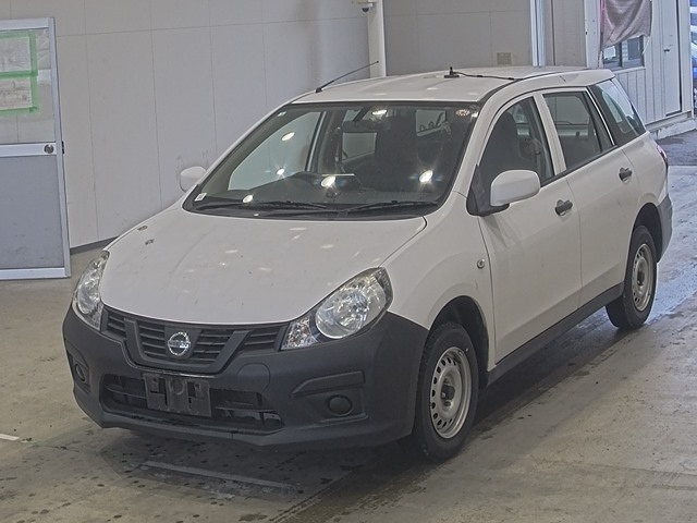 NISSAN AD WAGEN