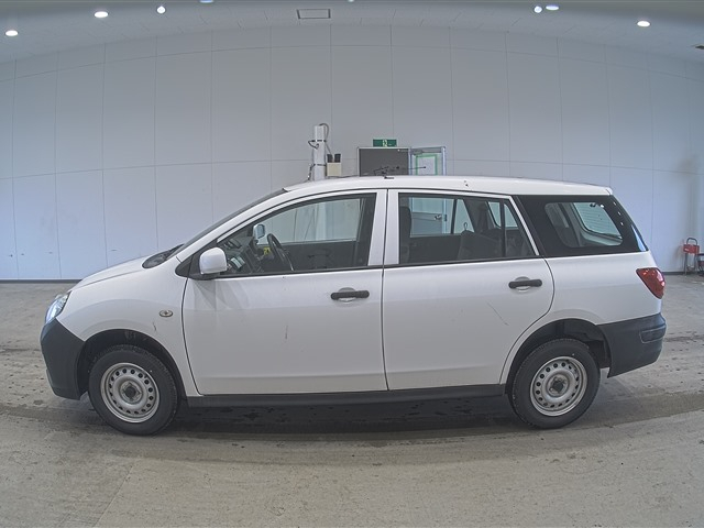 NISSAN AD WAGEN