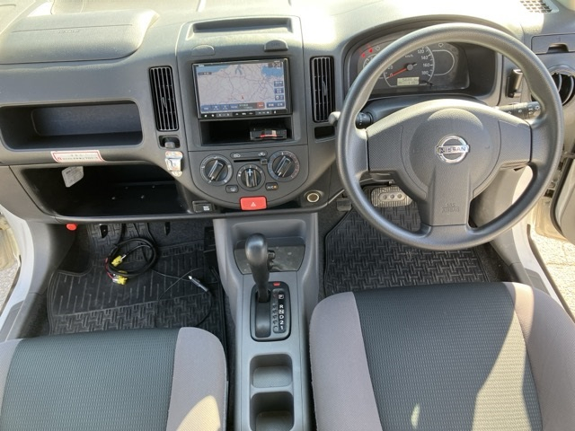 NISSAN AD WAGEN