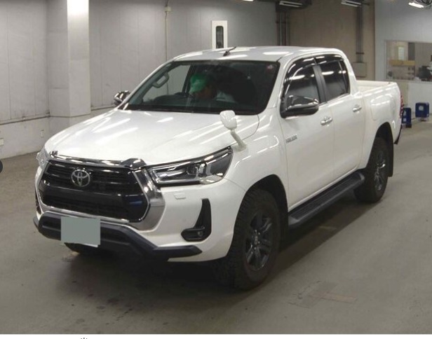 TOYOTA HILUX　2021