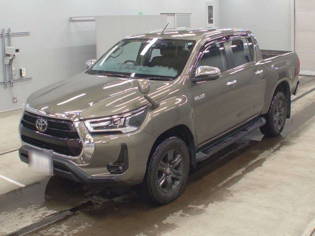 TOYOTA HILUX　2021