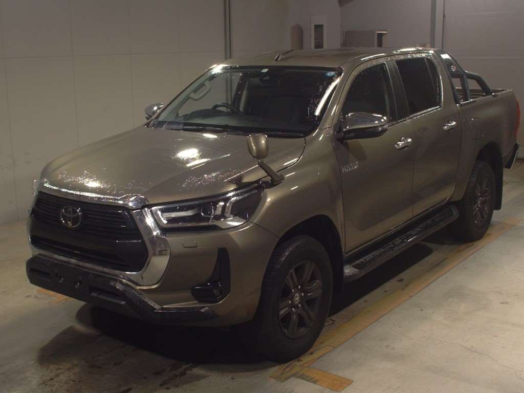 TOYOTA HILUX　2021
