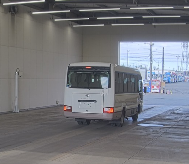 TOYOTA COASTER 2020