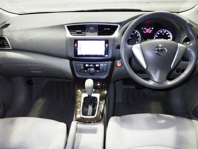 NISSAN BLUE BIRD - SG 2015