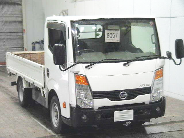 NISSAN ATLAS 2017